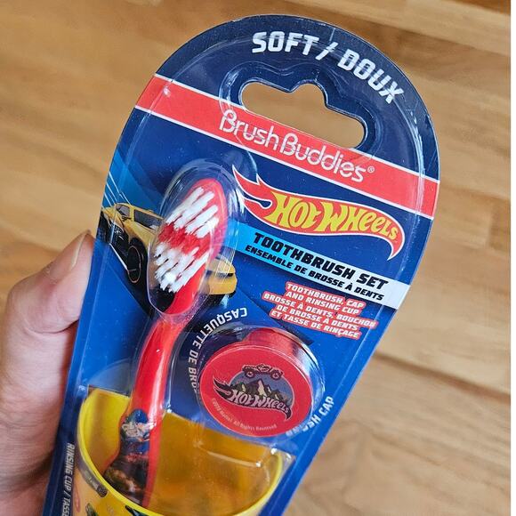 Brush Buddies Hot Wheels Toothbrush Set w/ Soft Toothbrush Cap Rinsing Cup - Picture 2 of 5